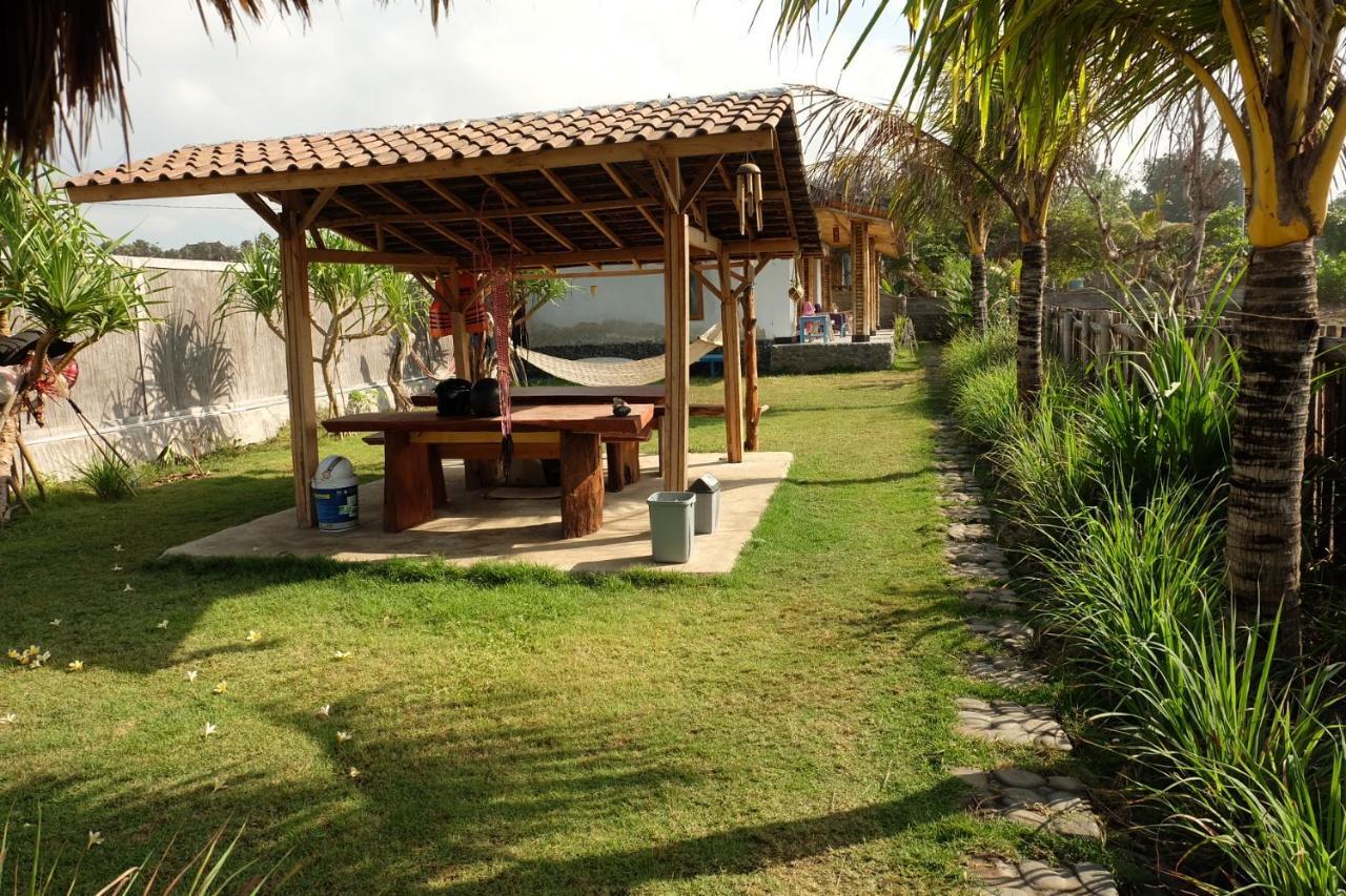 The Nyamo Surf & Stay Pulukan Zewnętrze zdjęcie